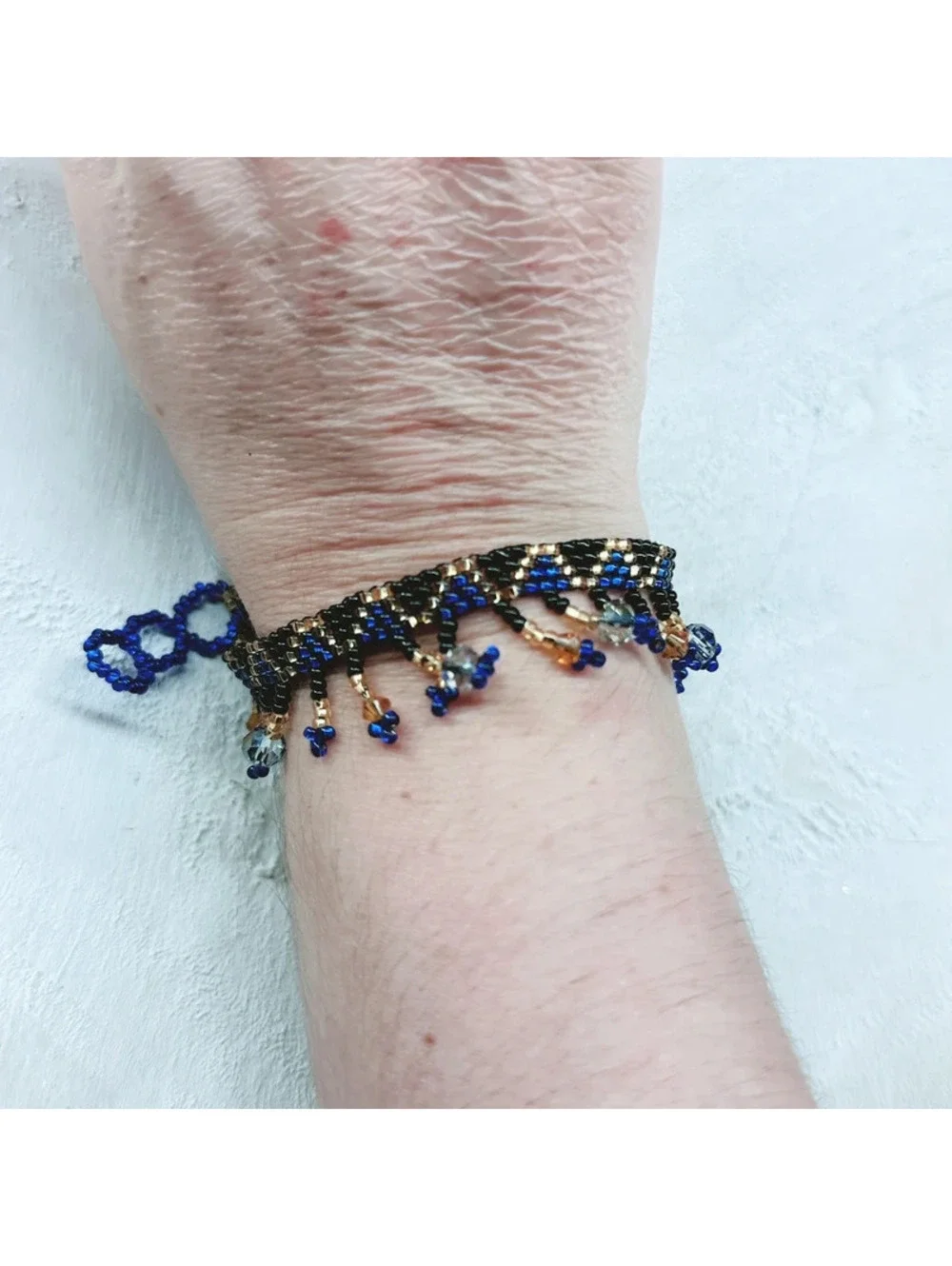 1026mc. Black Glass Bracelet